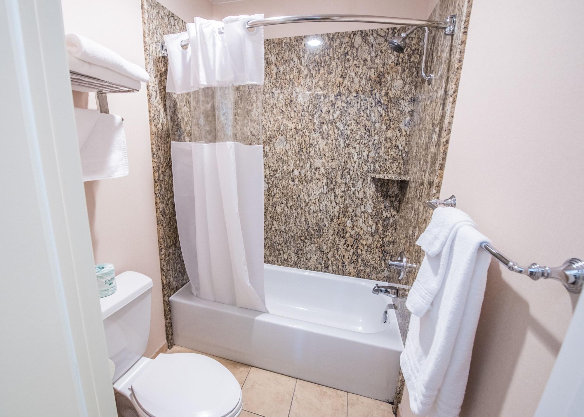 Travelodge By Wyndham Culver Hotel 2*
