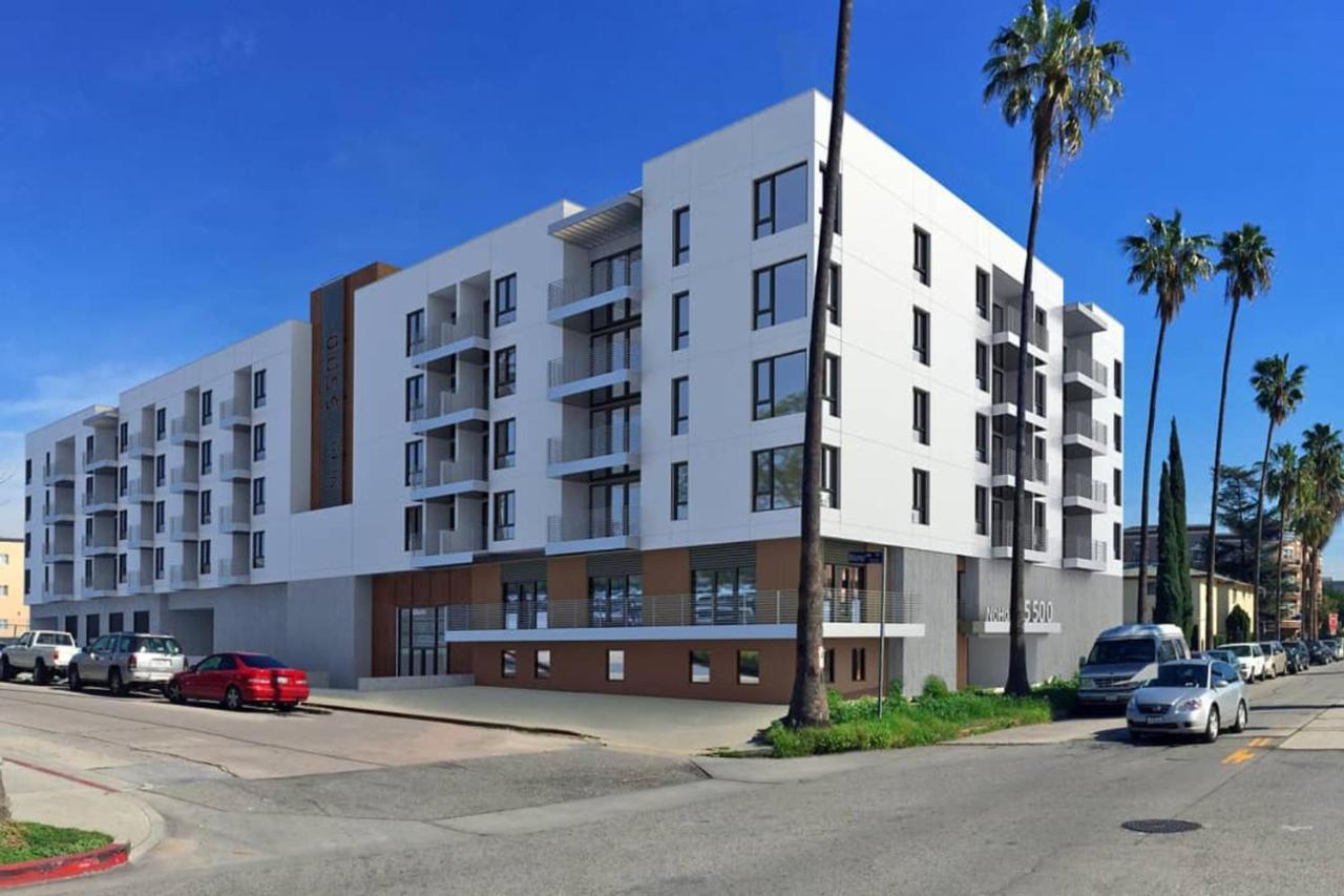 North Hollywood 2br W Pool Gym Prime Noho Lax-921 * Los Angeles