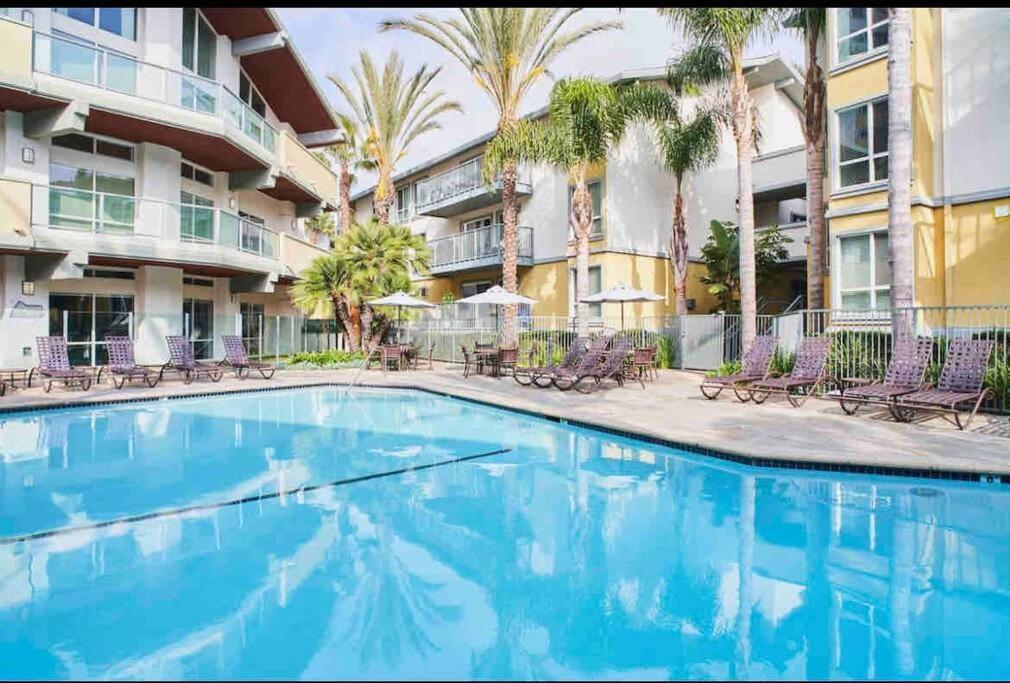 Smoky Quartz -marina View Spacious 3br Near Yacht Club Los Angeles