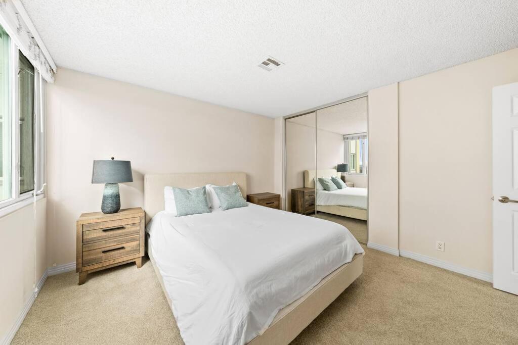 Smoky Quartz -marina View Spacious 3br Near Yacht Club Los Angeles