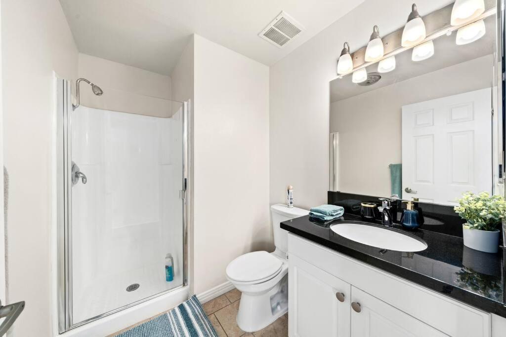 Apartment Smoky Quartz -marina View Spacious 3br Near Yacht Club Los Angeles