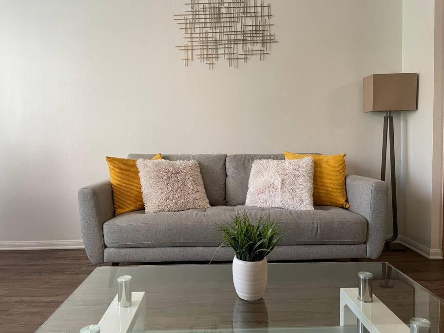 Apartment 3 Km To Venice Beach Boardwalk Sleeps 6 Los Angeles