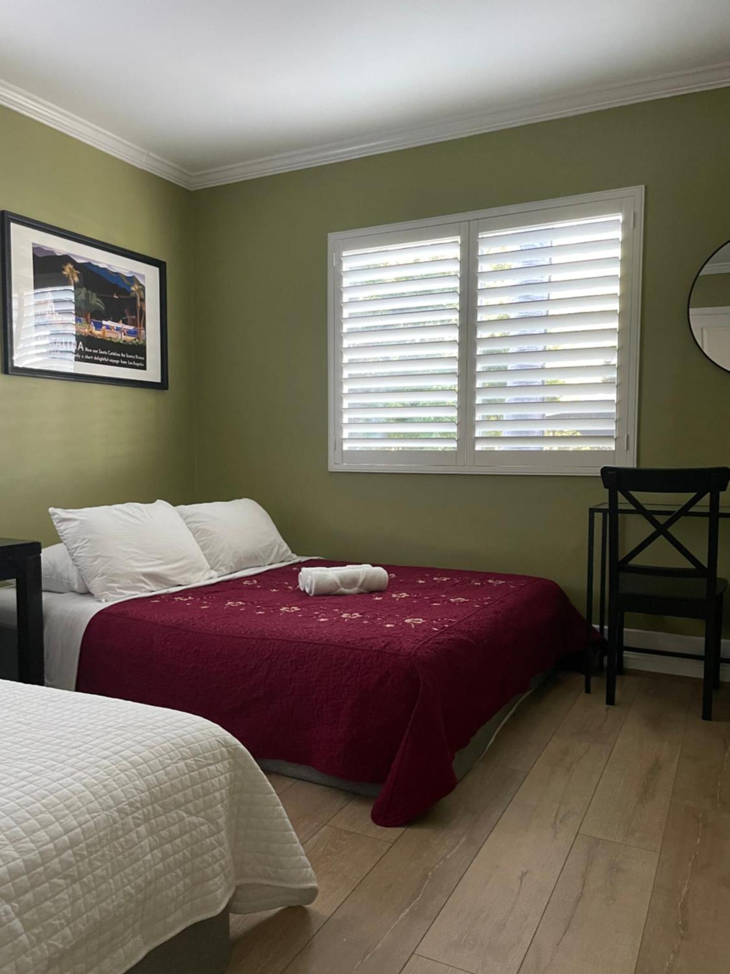 Private In Angeles With Wifi And Ac And Private Fridge!!! Homestay *