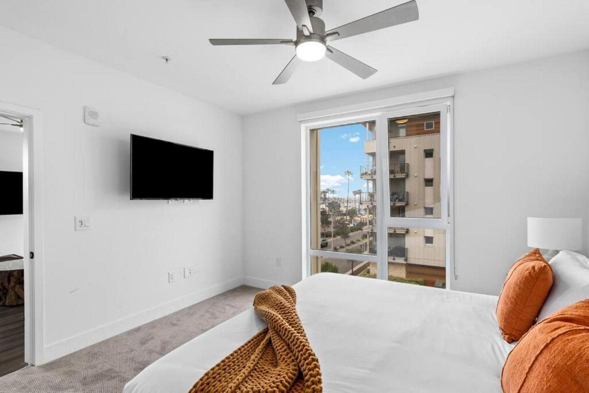Apartment Dream Coastal Retreat Marina View Harbor Haven