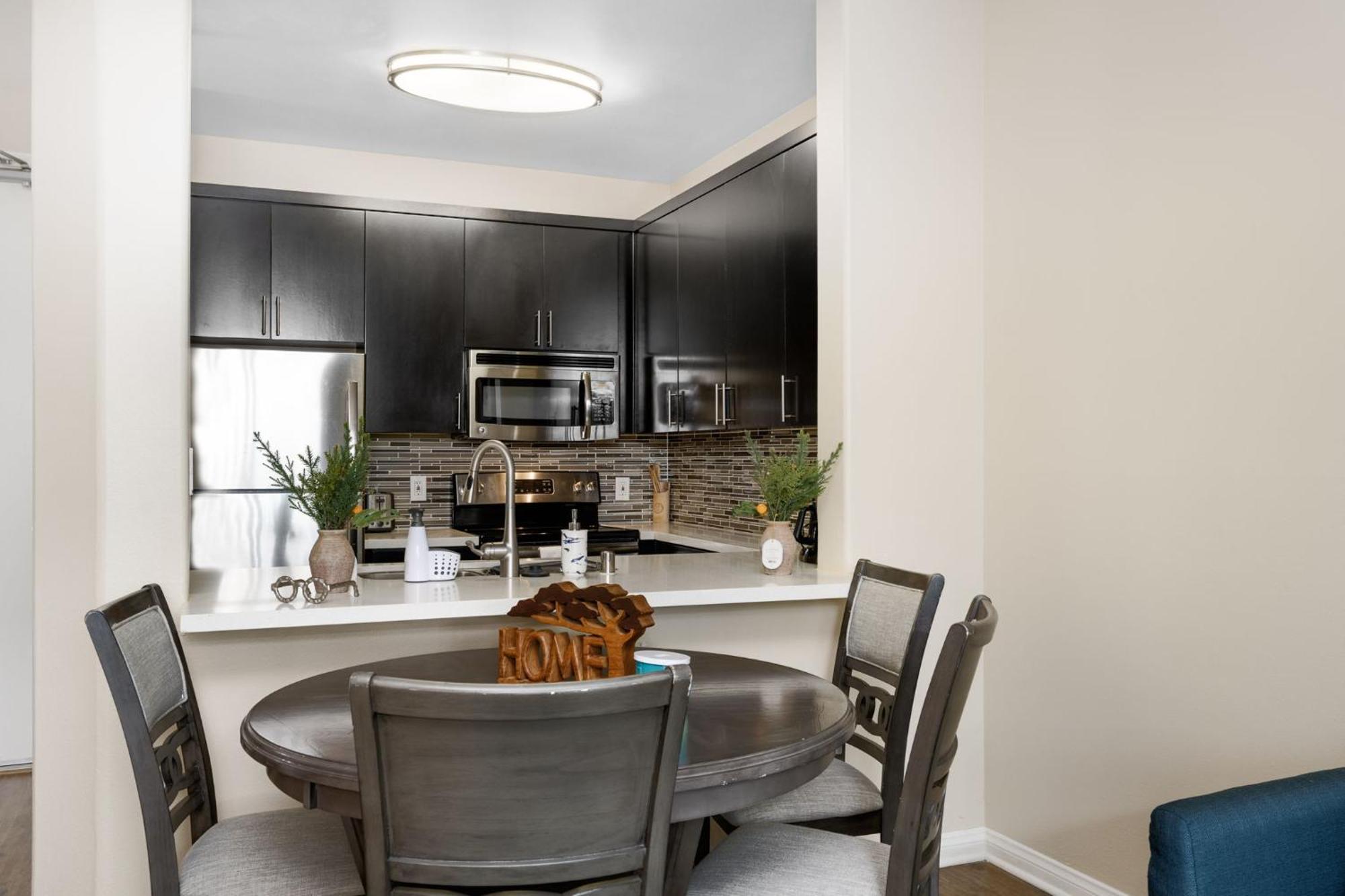 Charming & Peaceful L 1 Bedroom In Marina Del Rey, Ca