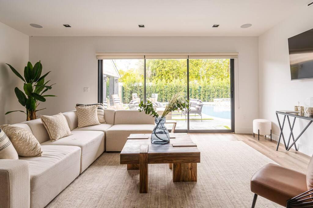 Tulum Style In Sherman Oaks Los Angeles
