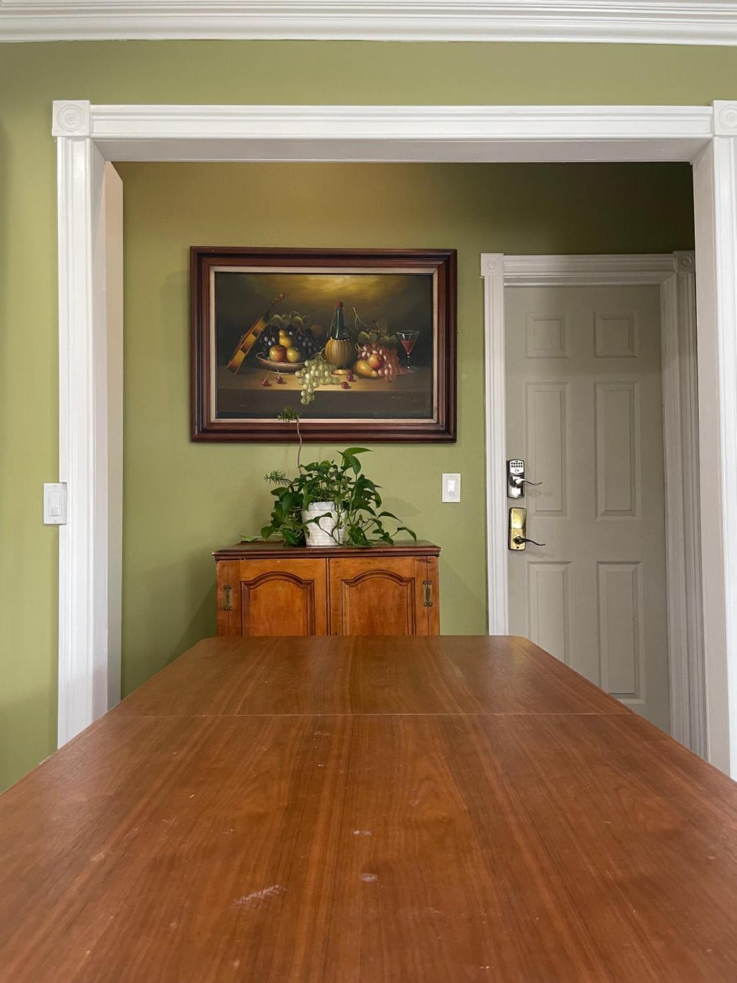 Private In Angeles With Wifi, Tv, And View Of Hollywood Sign & Shared Kitchen Homestay Los Angeles