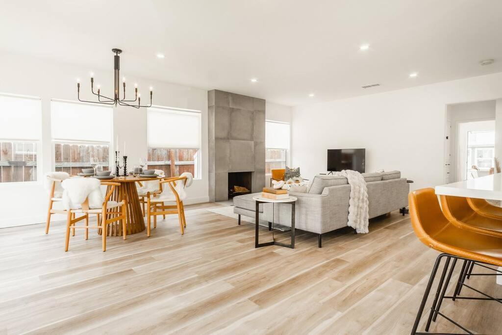 Stylish 4-bedroom In Culver Art District Los Angeles