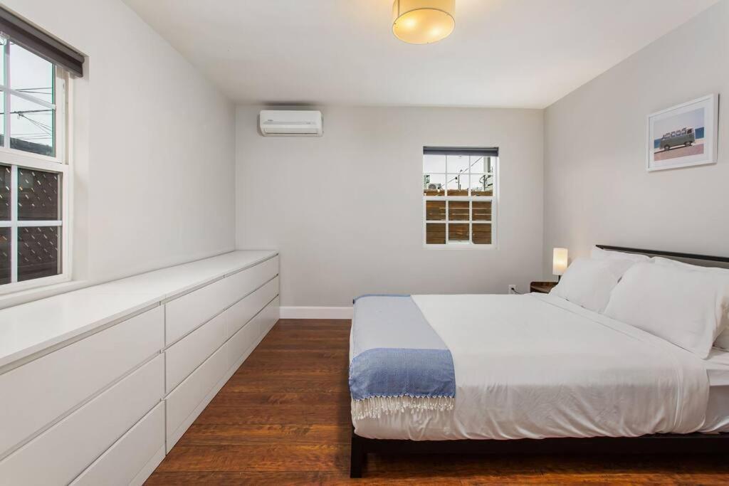 Downtown Culver House W/ Backyard, Ac & Garage Holiday home