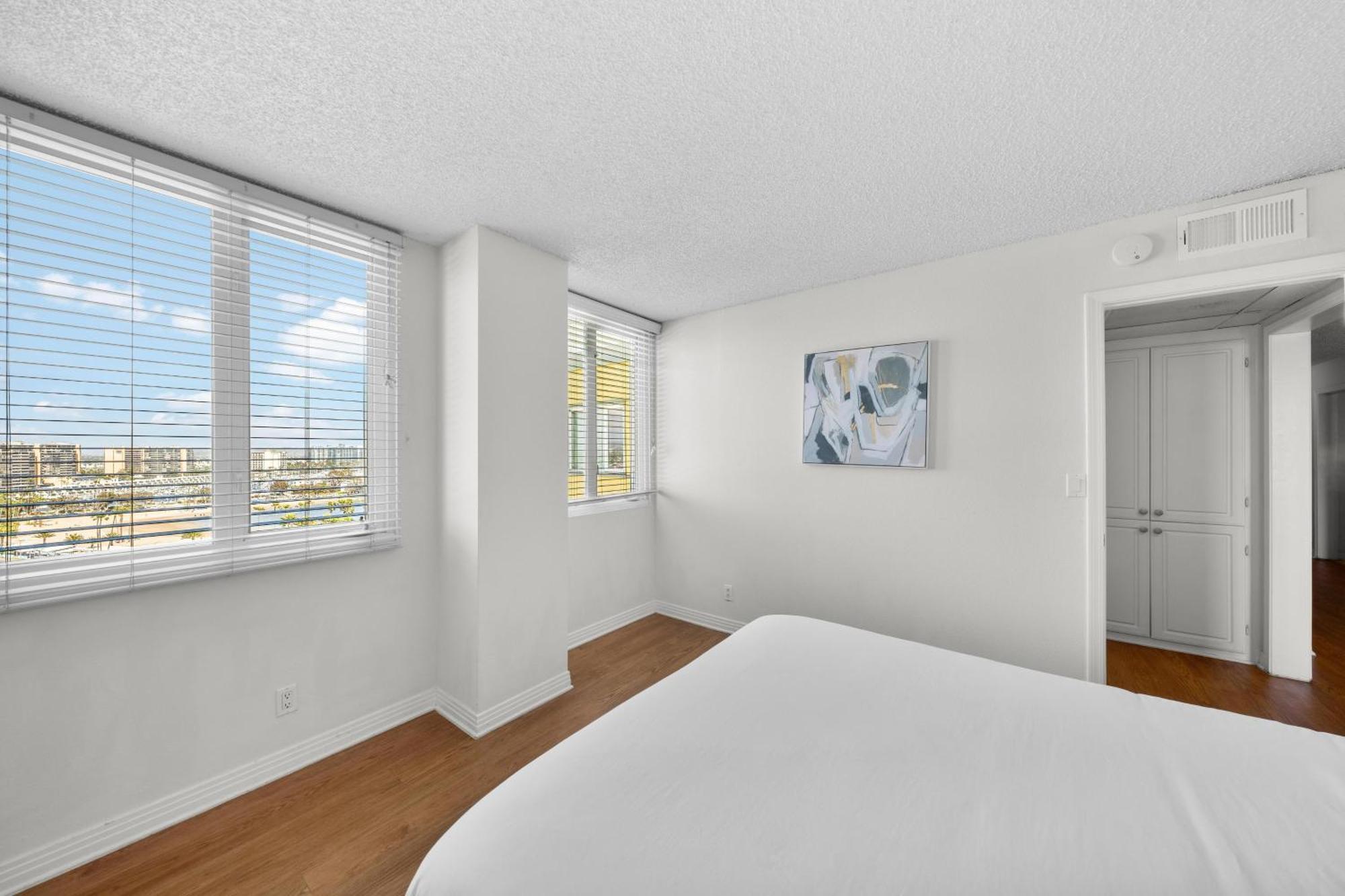 Apartment Garnet Glow Full Ocean And Venice View 3br *