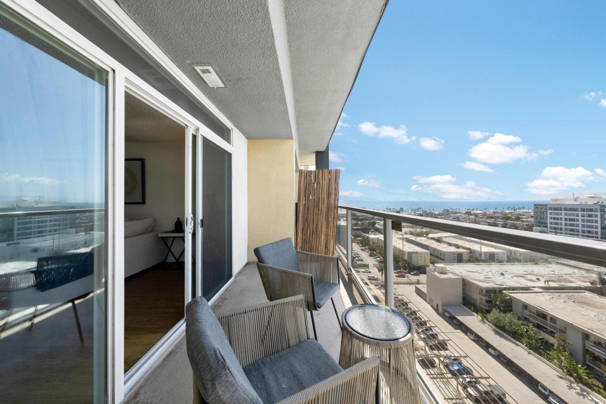 Apartment Garnet Glow Full Ocean And Venice View 3br Los Angeles