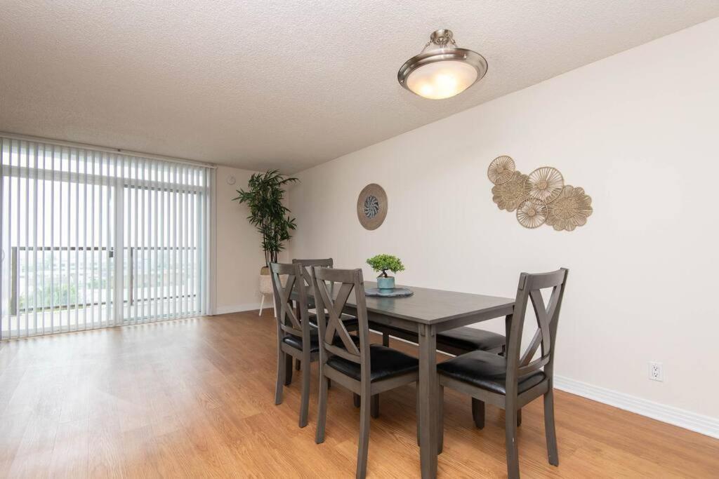 Sleep 7 Ocean View Two Bedroom Venice Beach 5 Min Walk Los Angeles