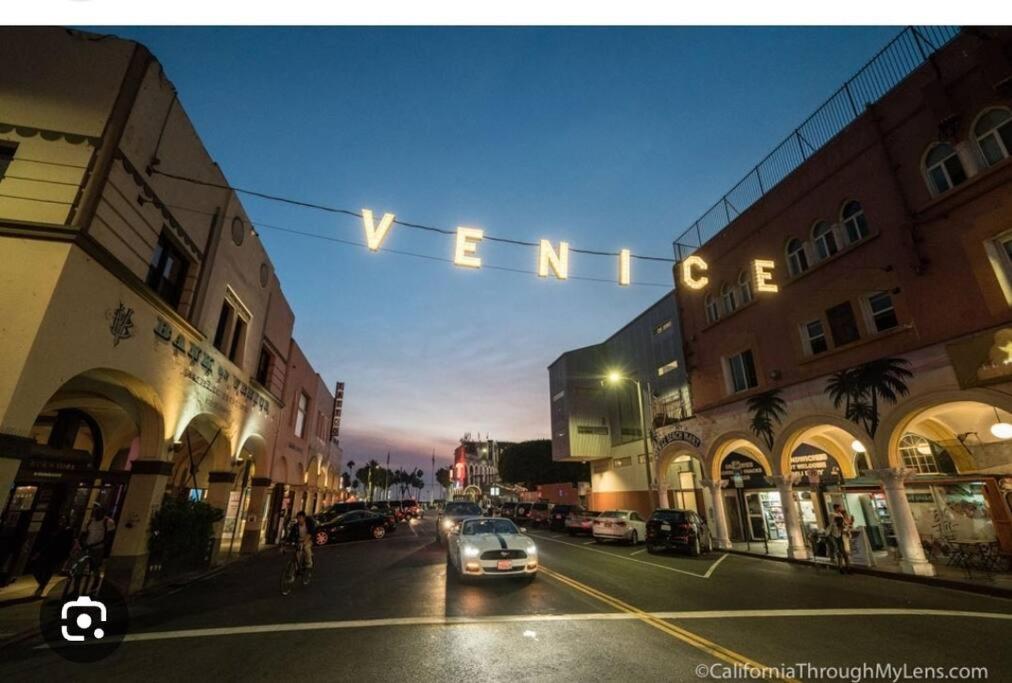 Apartamento Sleep 7 Ocean View Two Bedroom Venice Beach 5 Min Walk *