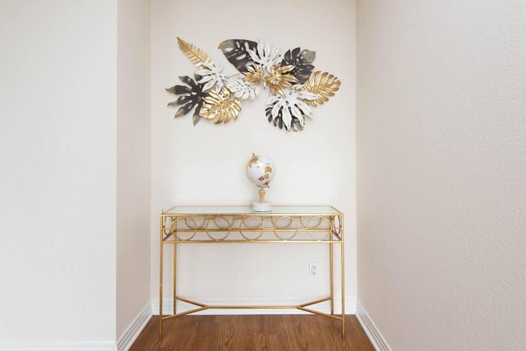 Sleep 7 Ocean View Two Bedroom Venice Beach 5 Min Walk Los Angeles