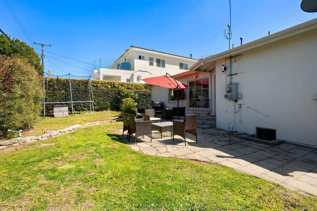 Holiday home West La's Family Or Group Oasis! Beaches/sofi/lax/firepit/bbq/and More! Los Angeles