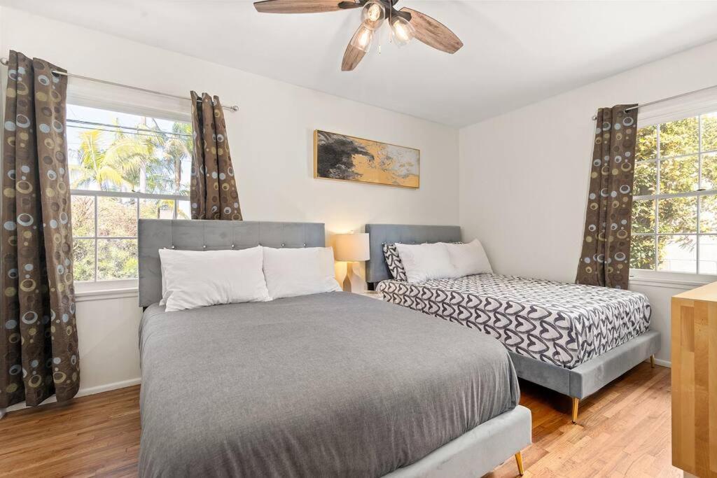 West La's Family Or Group Oasis! Beaches/sofi/lax/firepit/bbq/and More! Holiday home Los Angeles
