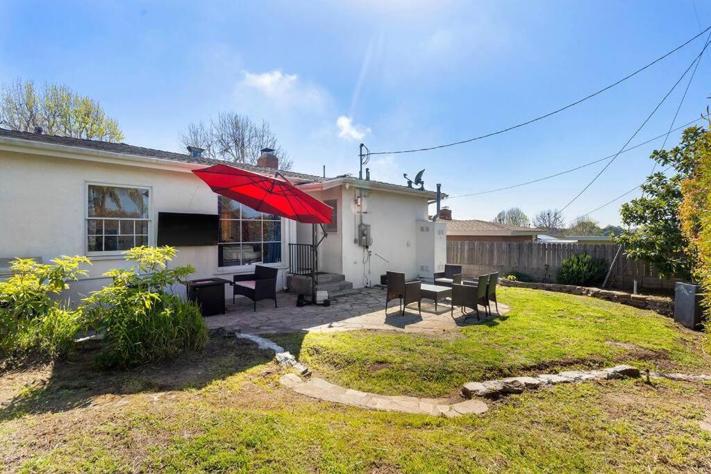 West La's Family Or Group Oasis! Beaches/sofi/lax/firepit/bbq/and More! Holiday home Los Angeles