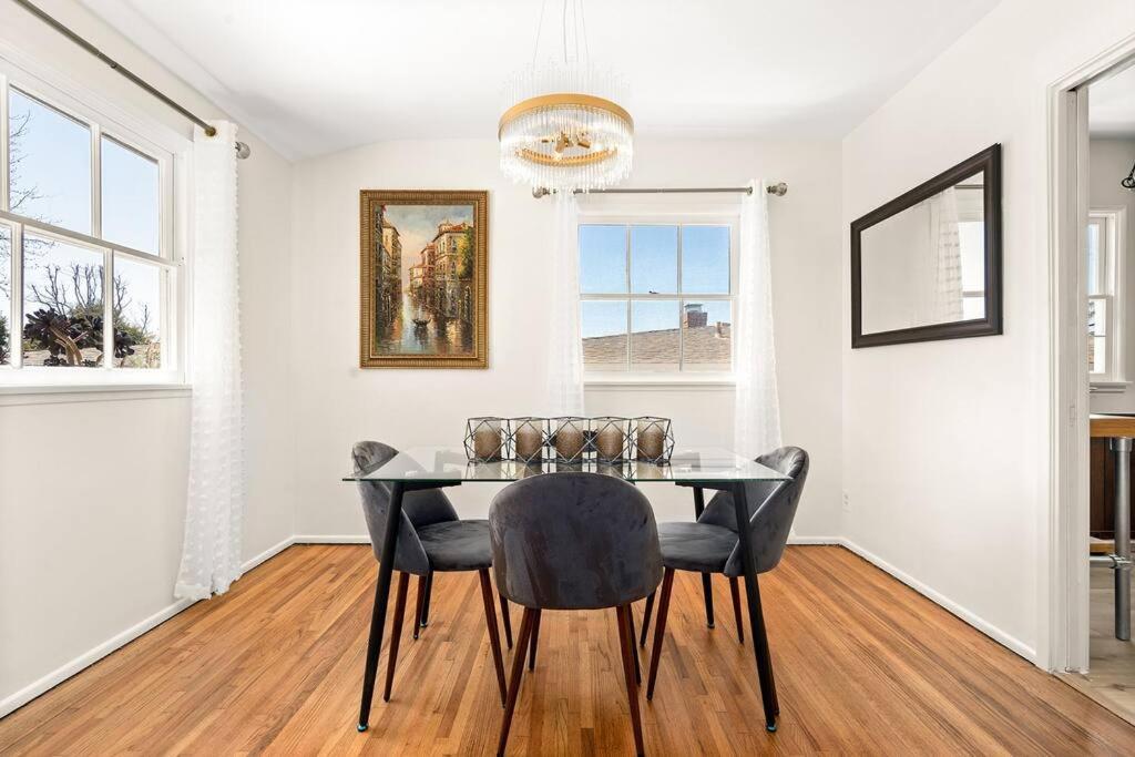 West La's Family Or Group Oasis! Beaches/sofi/lax/firepit/bbq/and More! *