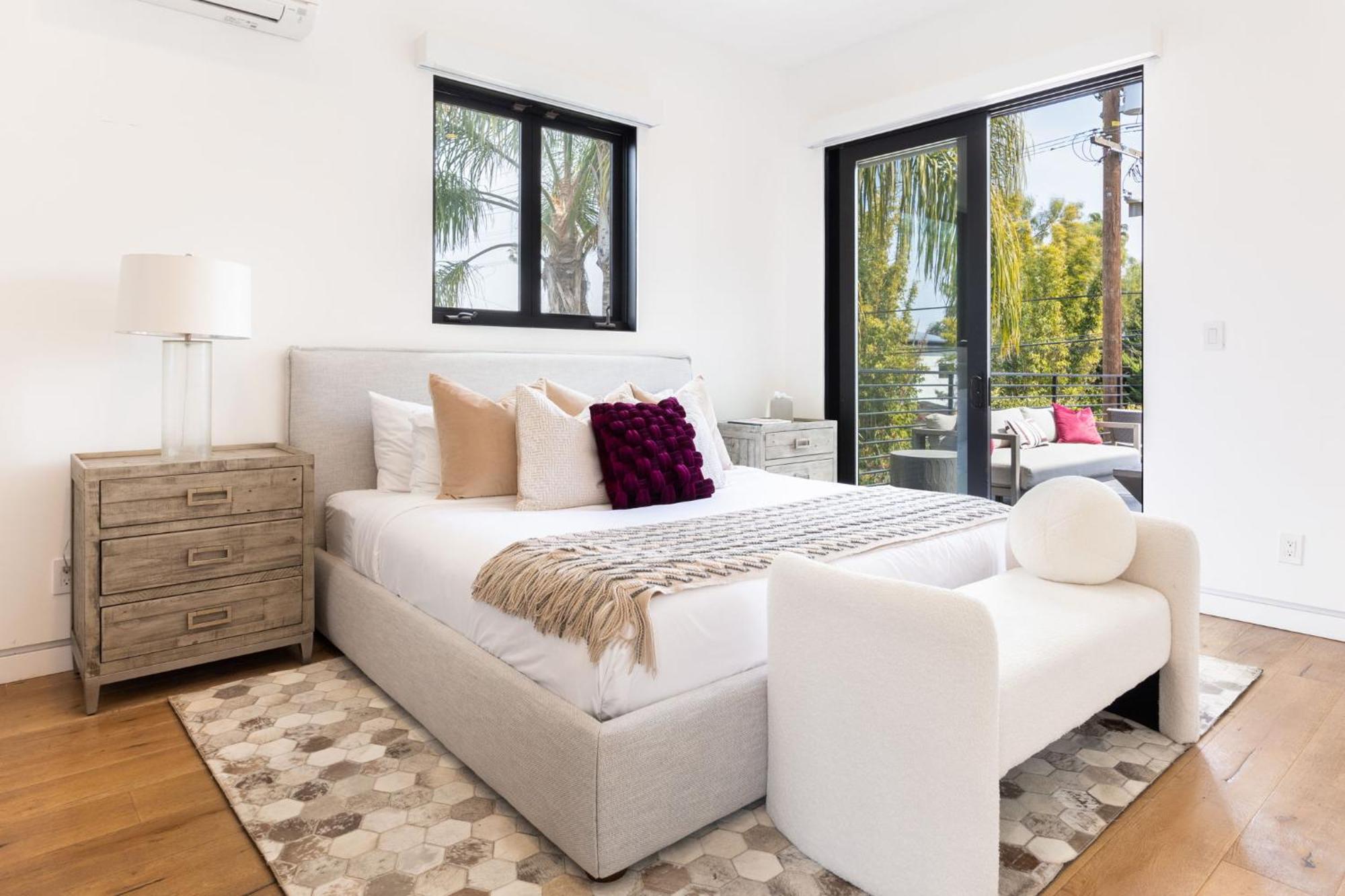 The Palms Pad - 5 Min From - Golf,arcade,sauna Holiday home Los Angeles