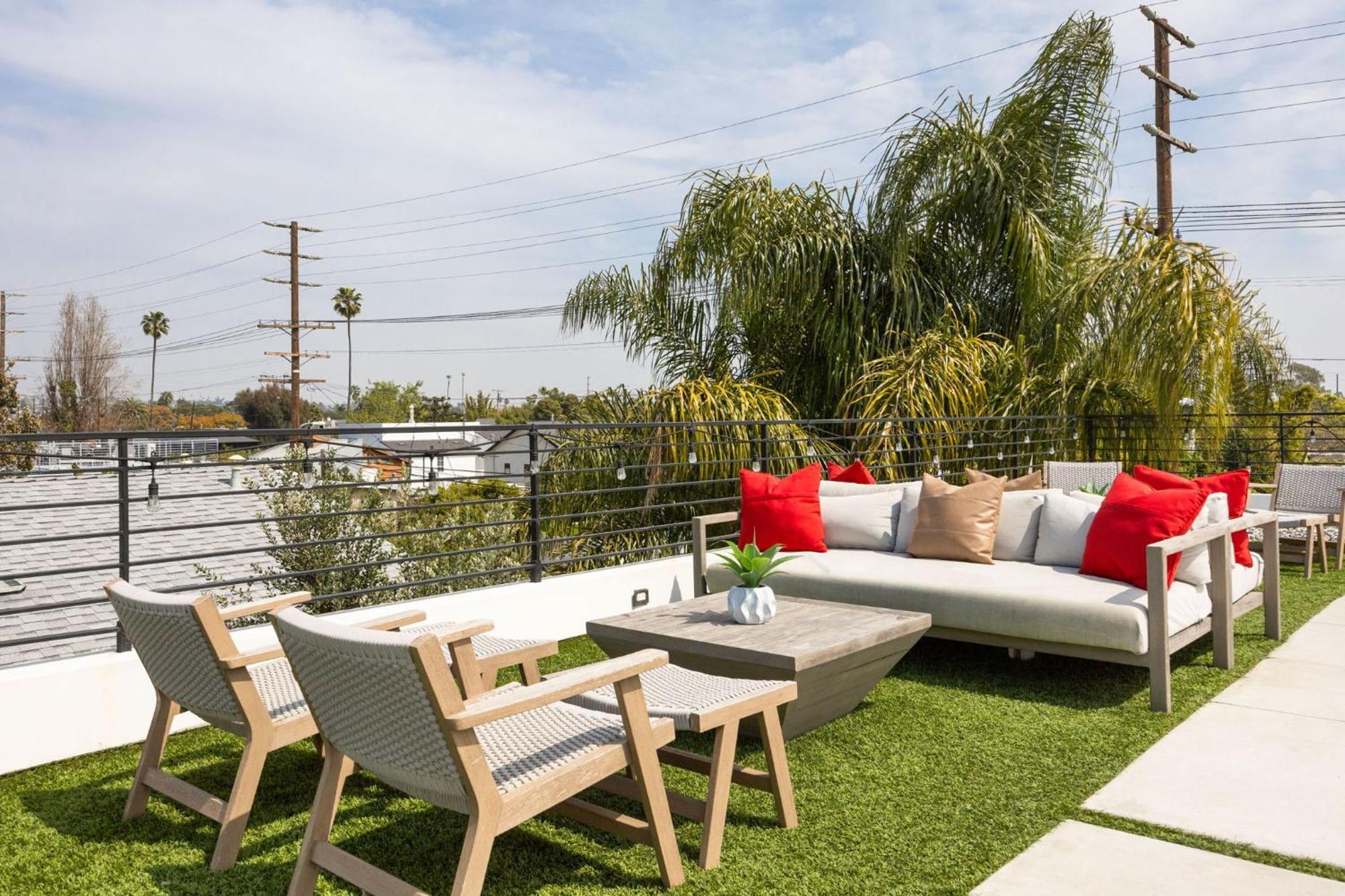 The Palms Pad - 5 Min From - Golf,arcade,sauna