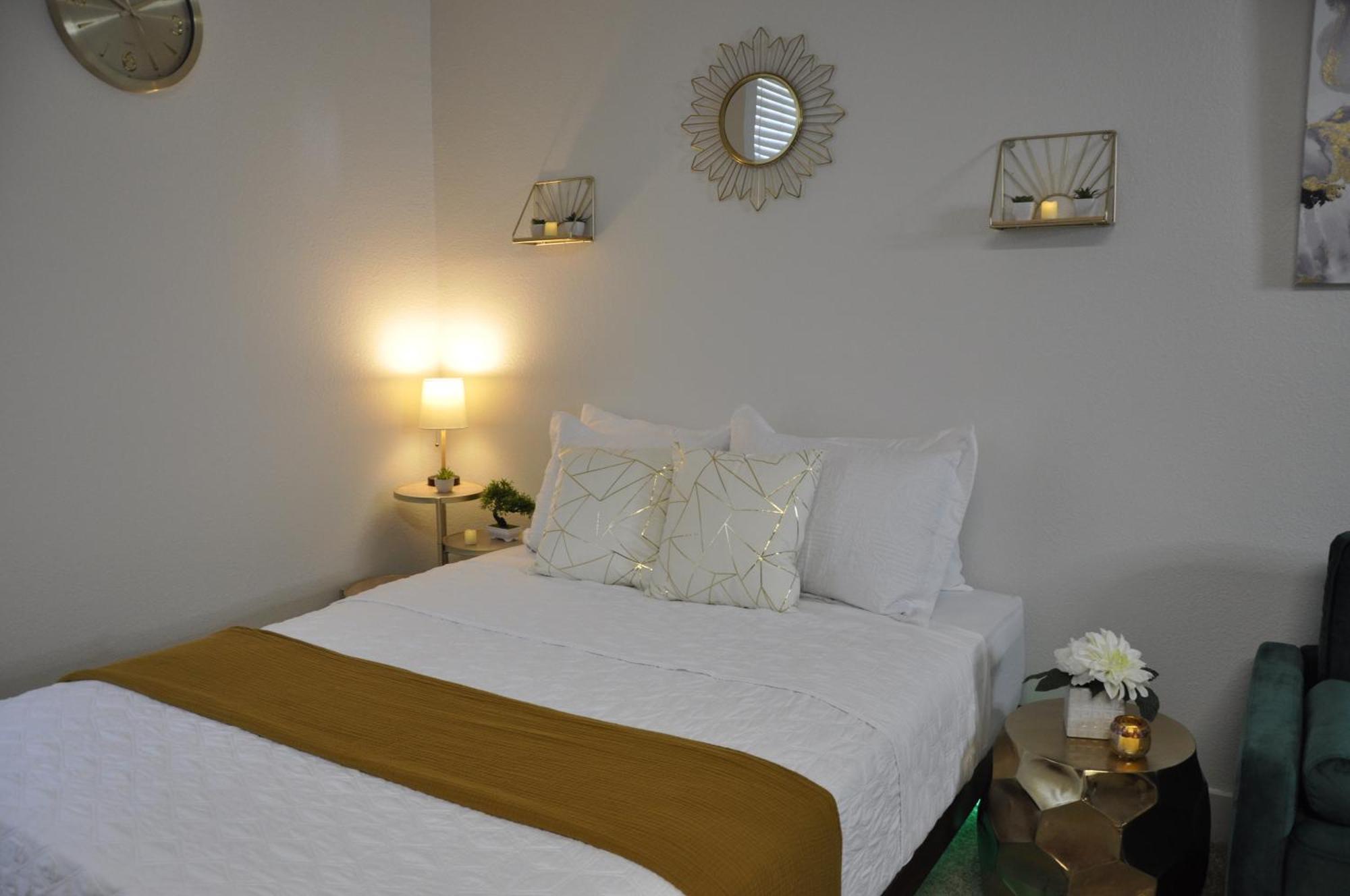 Exclusive In Mdr-venice With Pool, Gym & Hottub