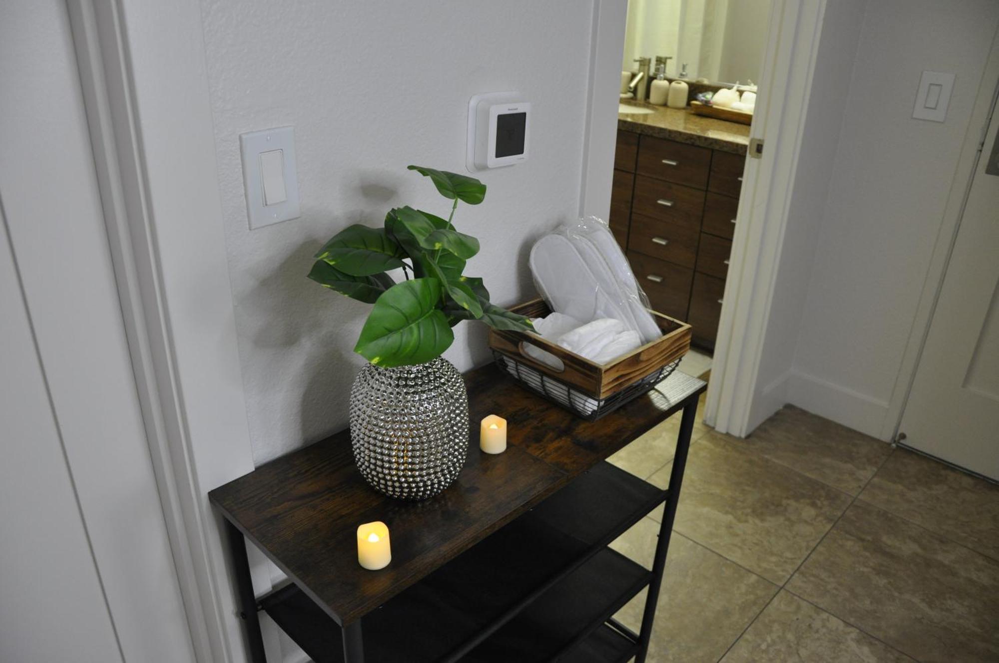 Exclusive In Mdr-venice With Pool, Gym & Hottub Apartamento