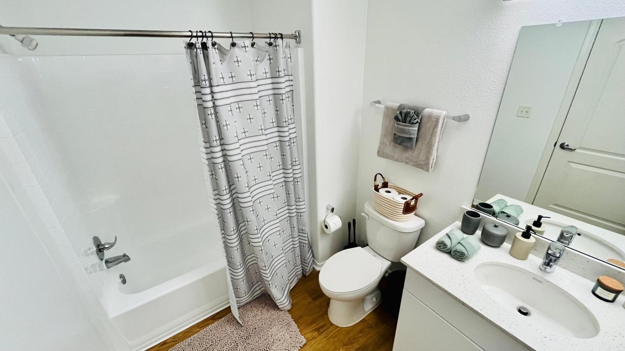 Private Elegant Escape In Marina Del Rey Guest house