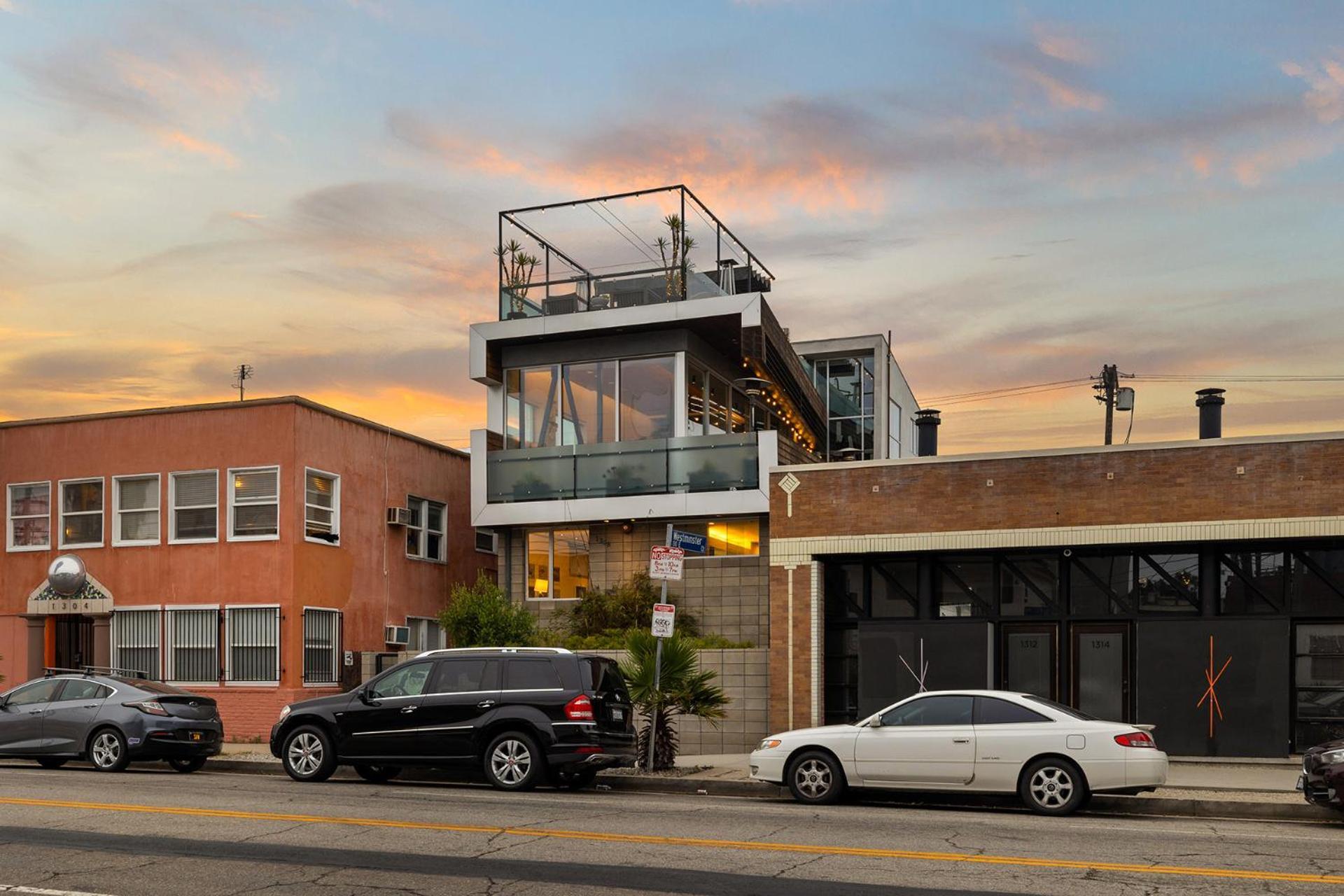 Venice Rooftop 5bd 4 Bt Steps From The Beach Casa de férias Los Angeles