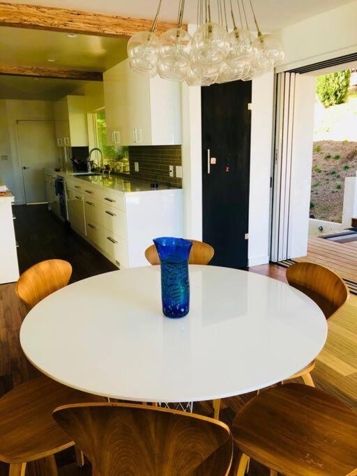 Holiday home Luxe In Hollywood Hills- Modern Oasis, Pool 5 Min To Sunset *