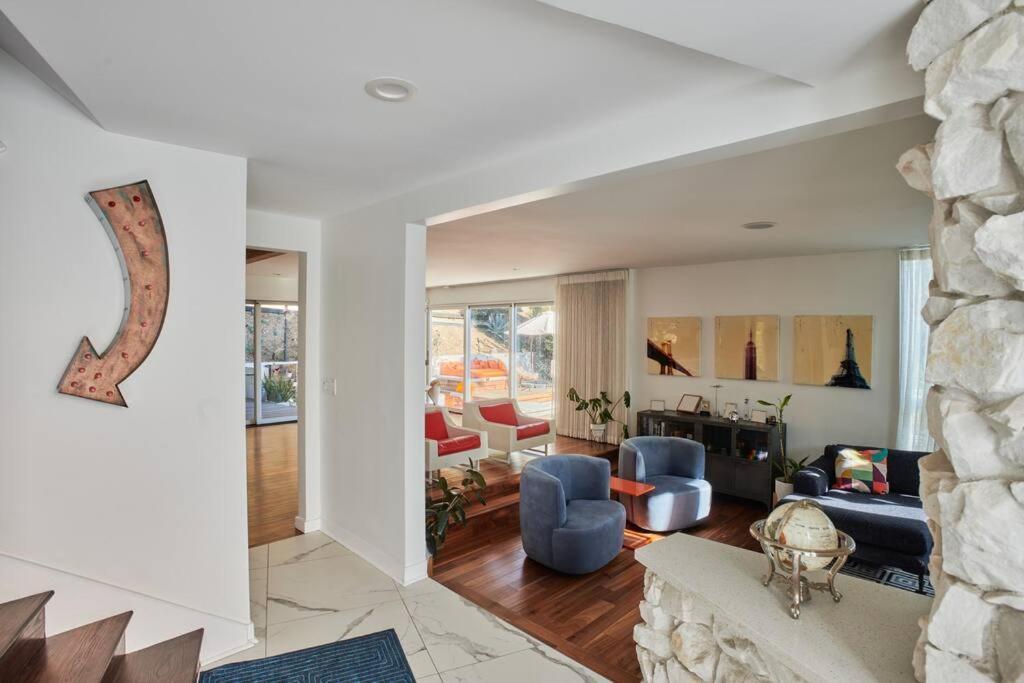 Holiday home Luxe In Hollywood Hills- Modern Oasis, Pool 5 Min To Sunset *