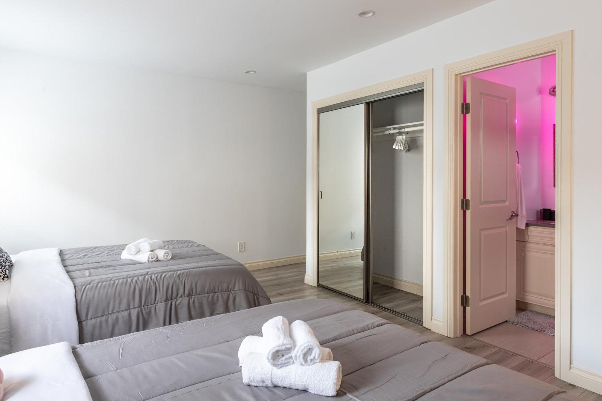 Villa Luxury Oasis In Culver City! Free Parking And Jacuzzi Los Angeles