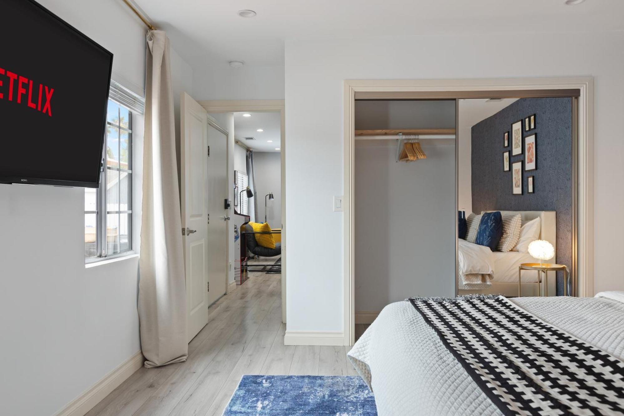Luxury Oasis In Culver City! Free Parking And Jacuzzi Villa Los Angeles