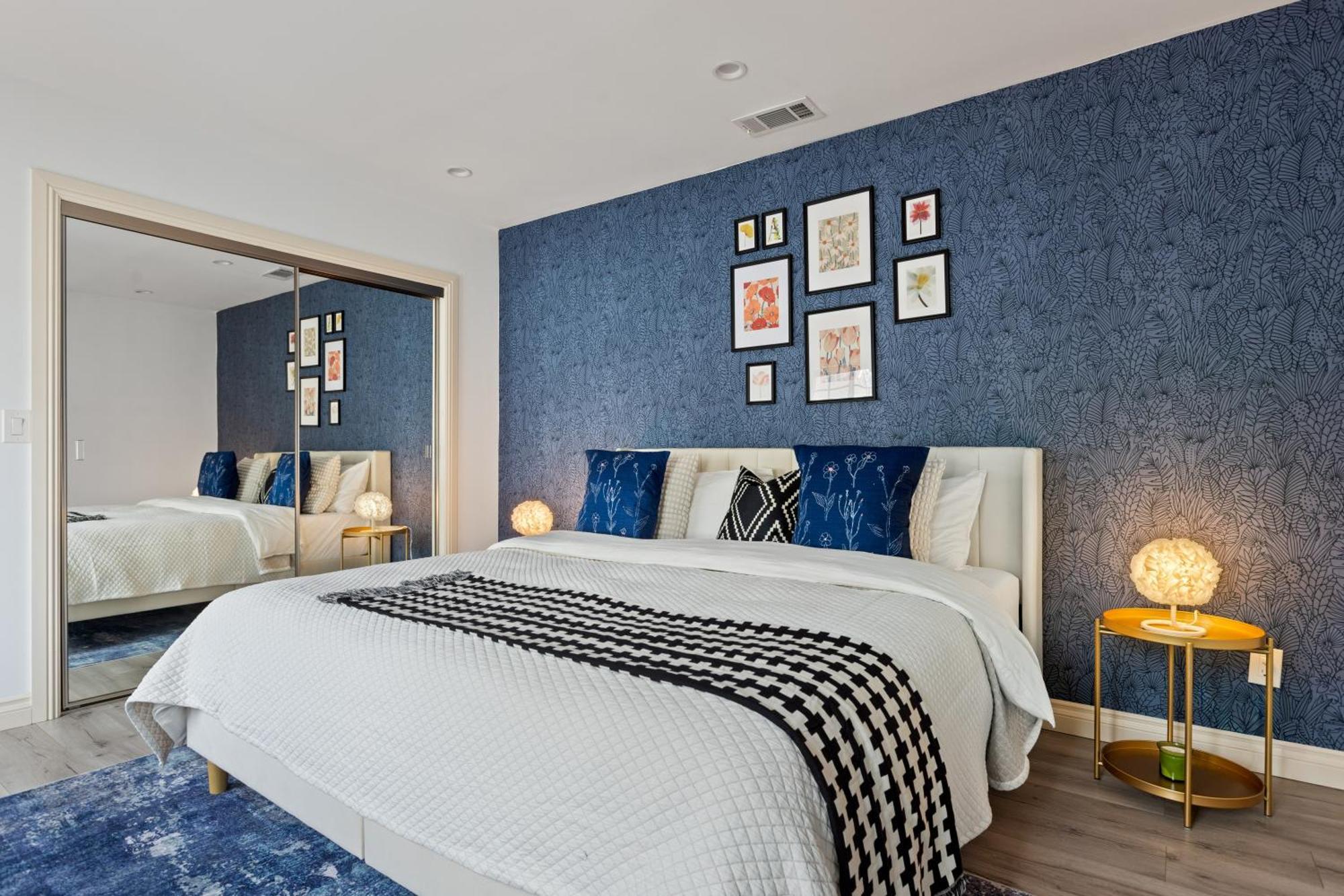 Villa Luxury Oasis In Culver City! Free Parking And Jacuzzi *