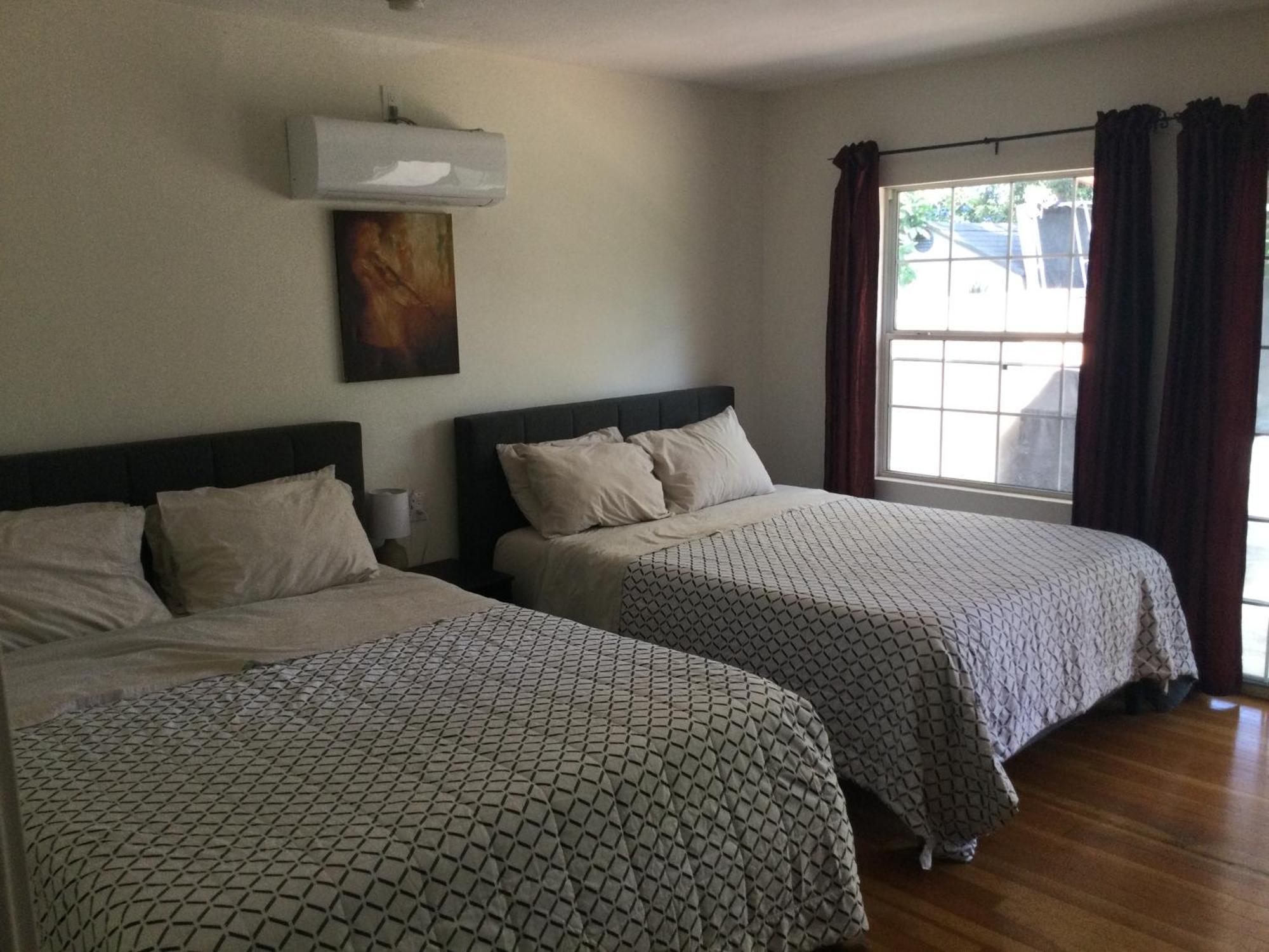 Guest house The Village Los Angeles