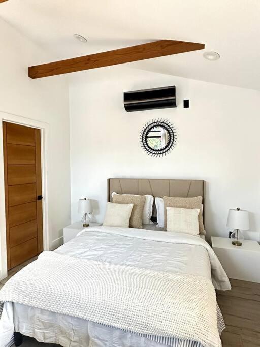 Newly Built Venice Apartment *