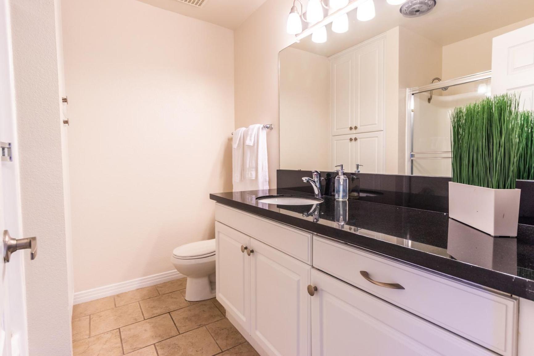 Apartment Brigth 4bd 2bth Near Venice Beach!