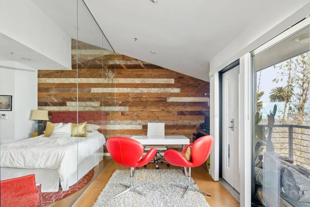 Luxurious 4-story Loft With Rooftop Perch Holiday home