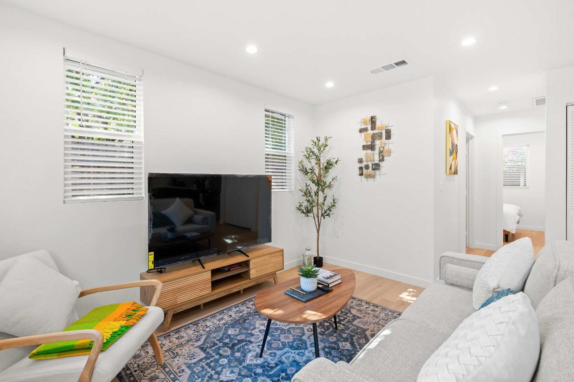 Holiday home Family Friendly Retreat W Luxury Amenities