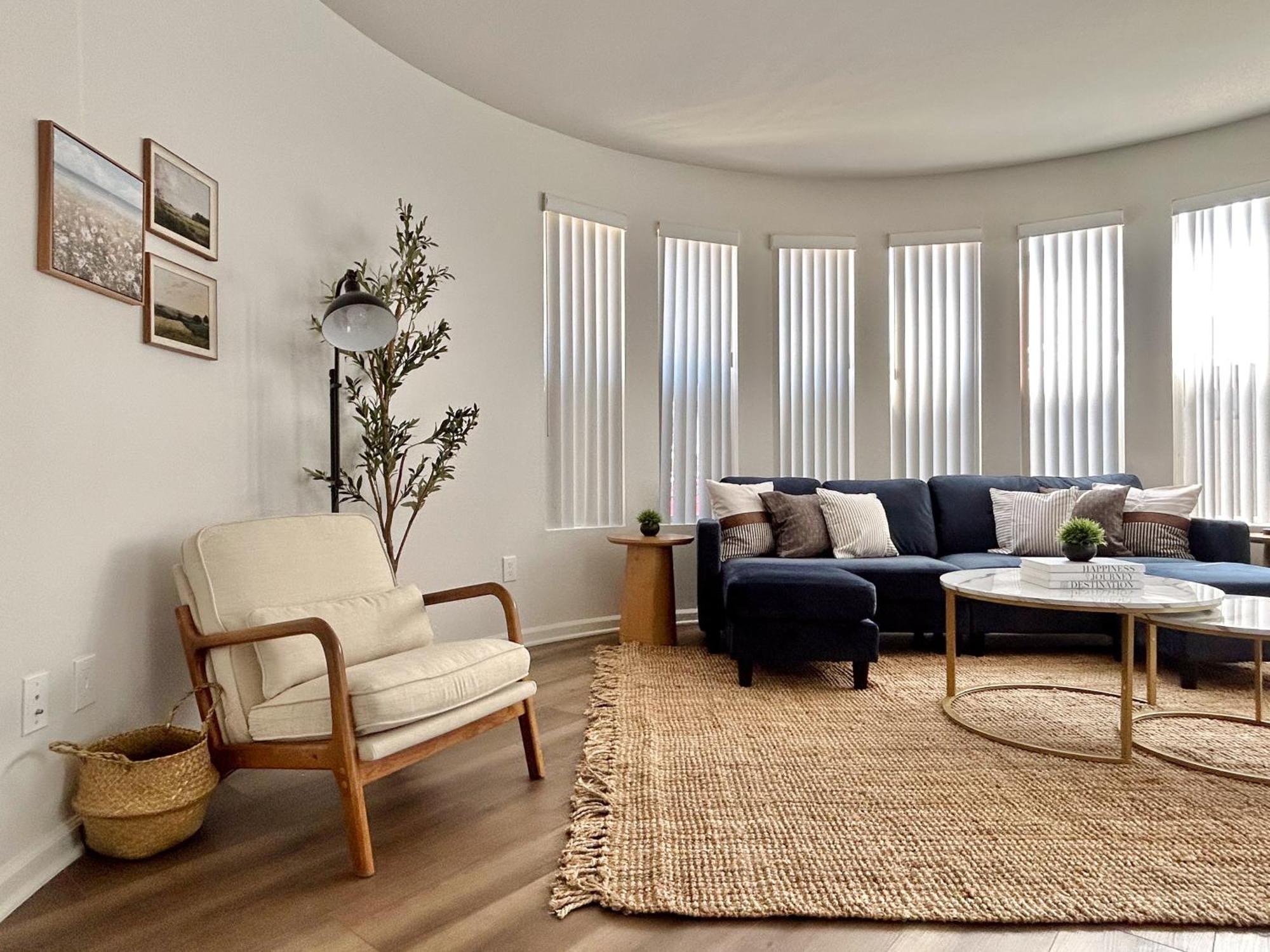 Lux 3bd 2ba With Pool And Gym Near Venice Apartment