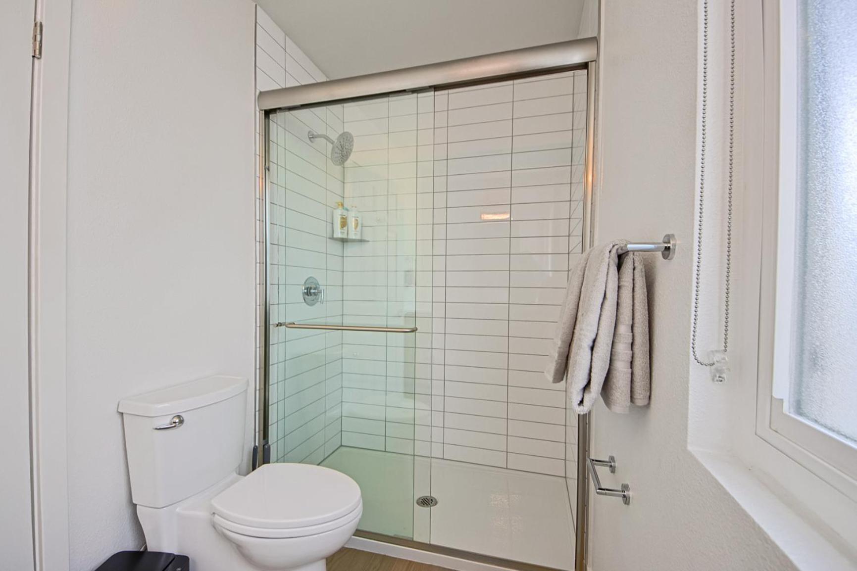 Apartment Bright & Airy 2 Bed 2 Bath Haven Los Angeles