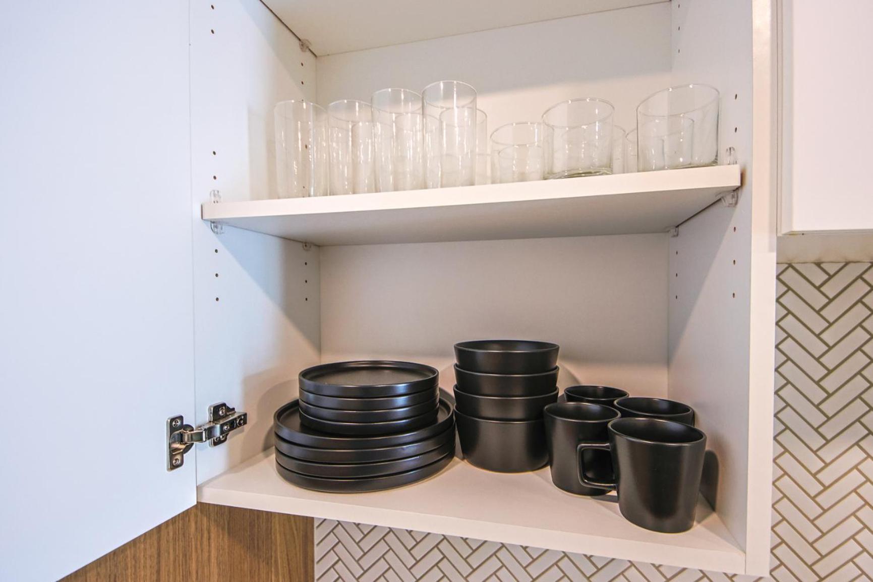 Bright & Airy 2 Bed 2 Bath Haven