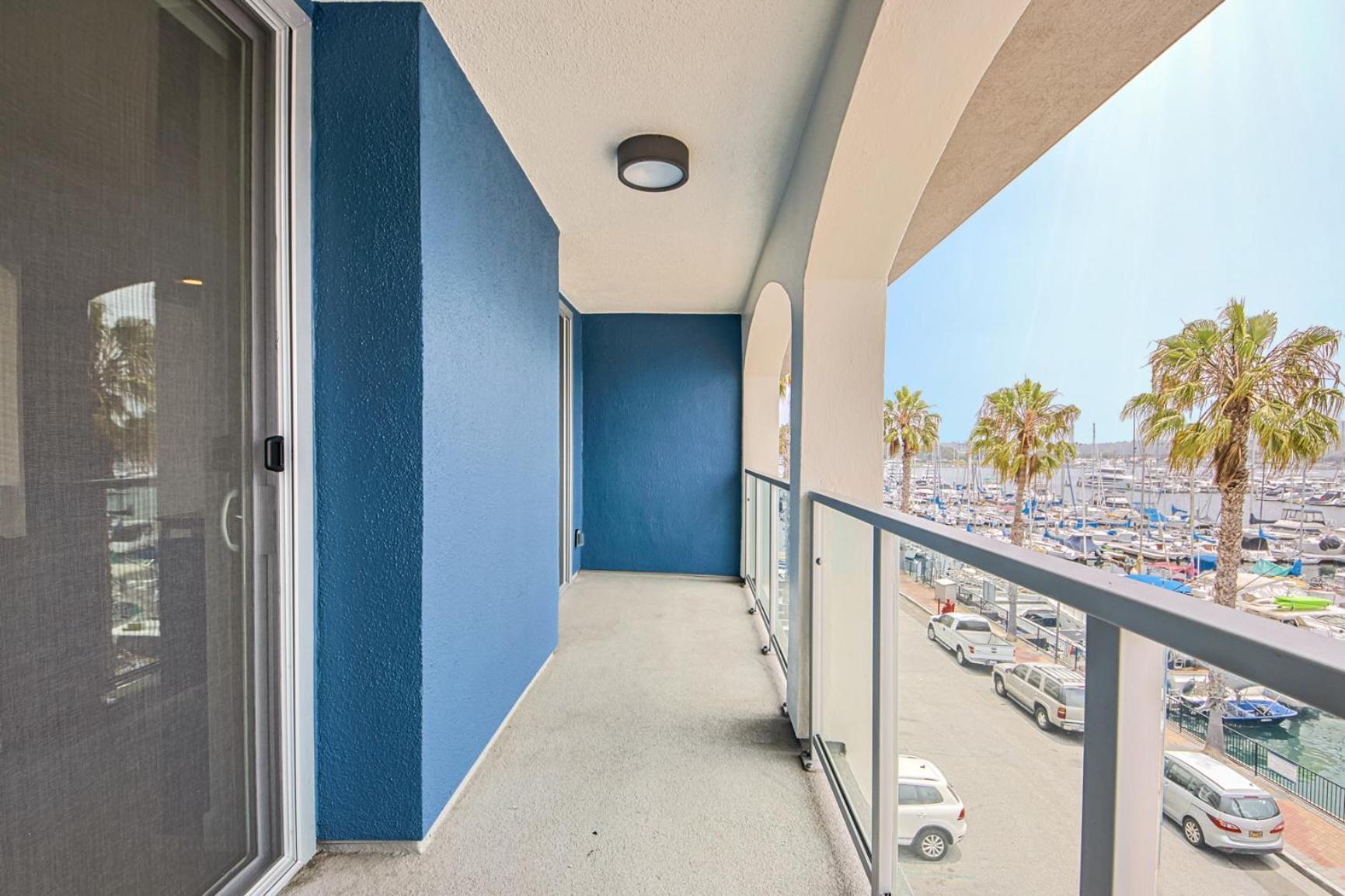 Bright & Airy 2 Bed 2 Bath Haven Apartment