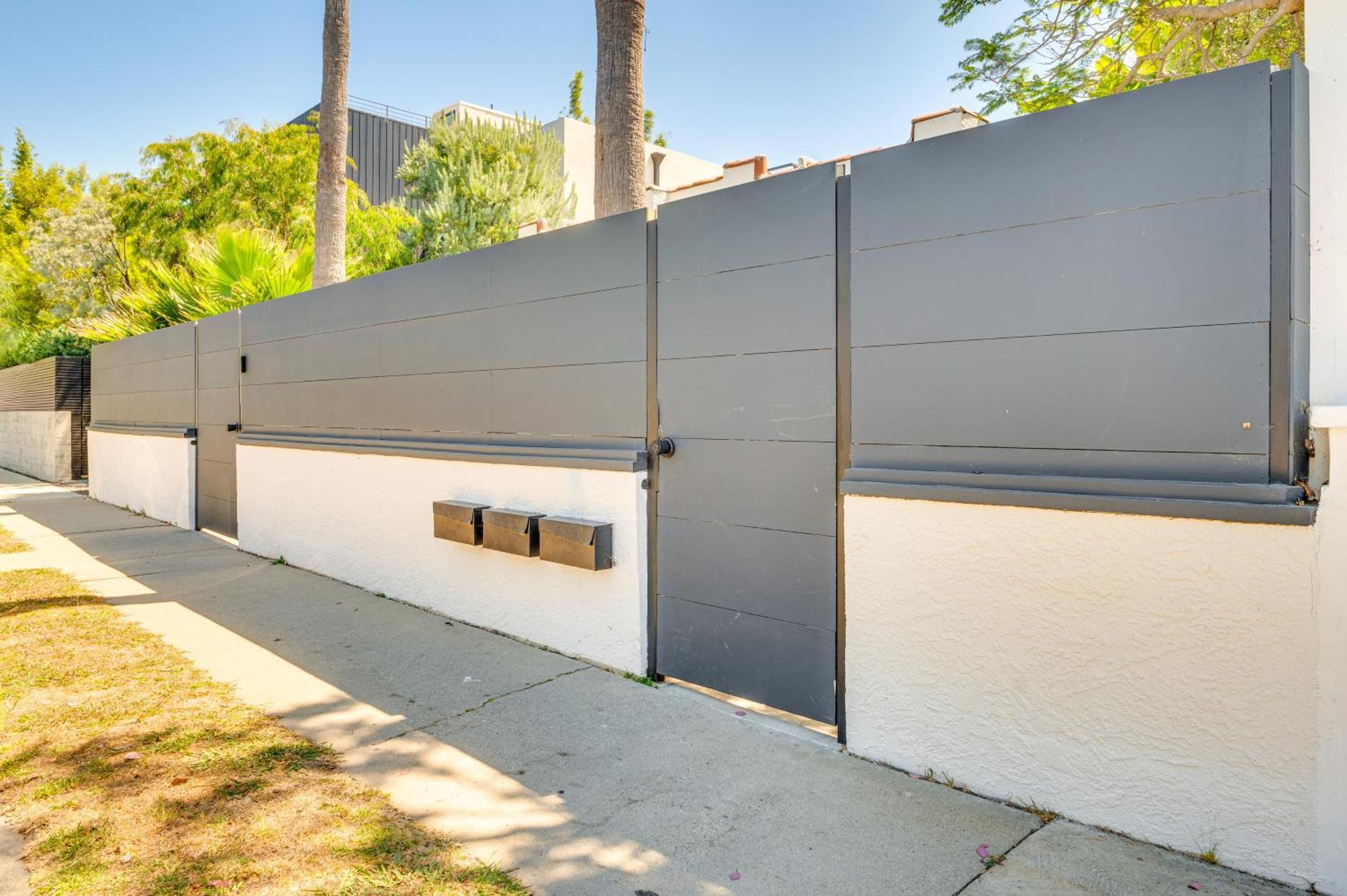 Walk To Abbot Kinney Tranquil In Venice! Holiday home