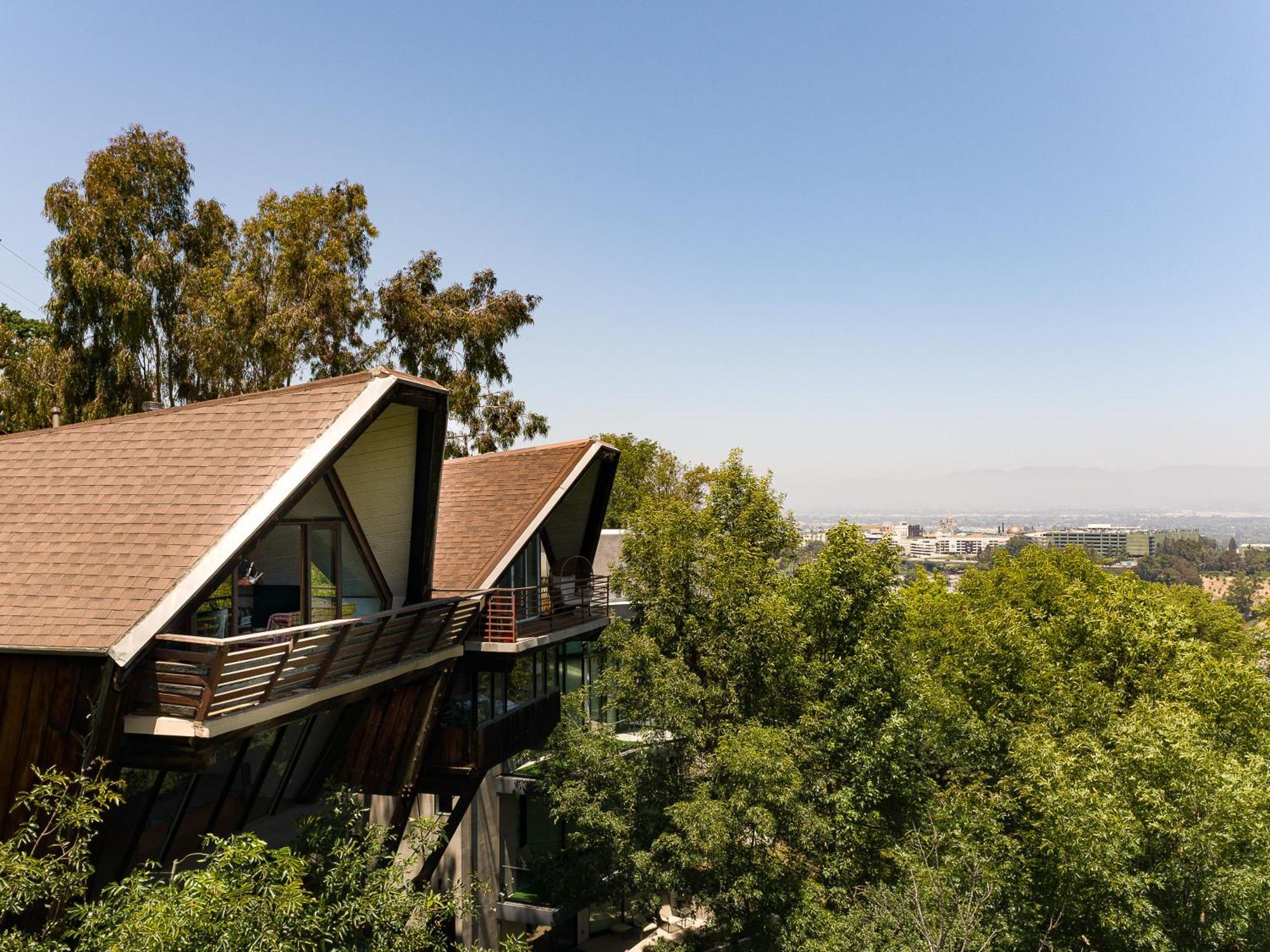 Holiday home Iconic Gesner Boat House With View Of The Hollywood Sign Los Angeles