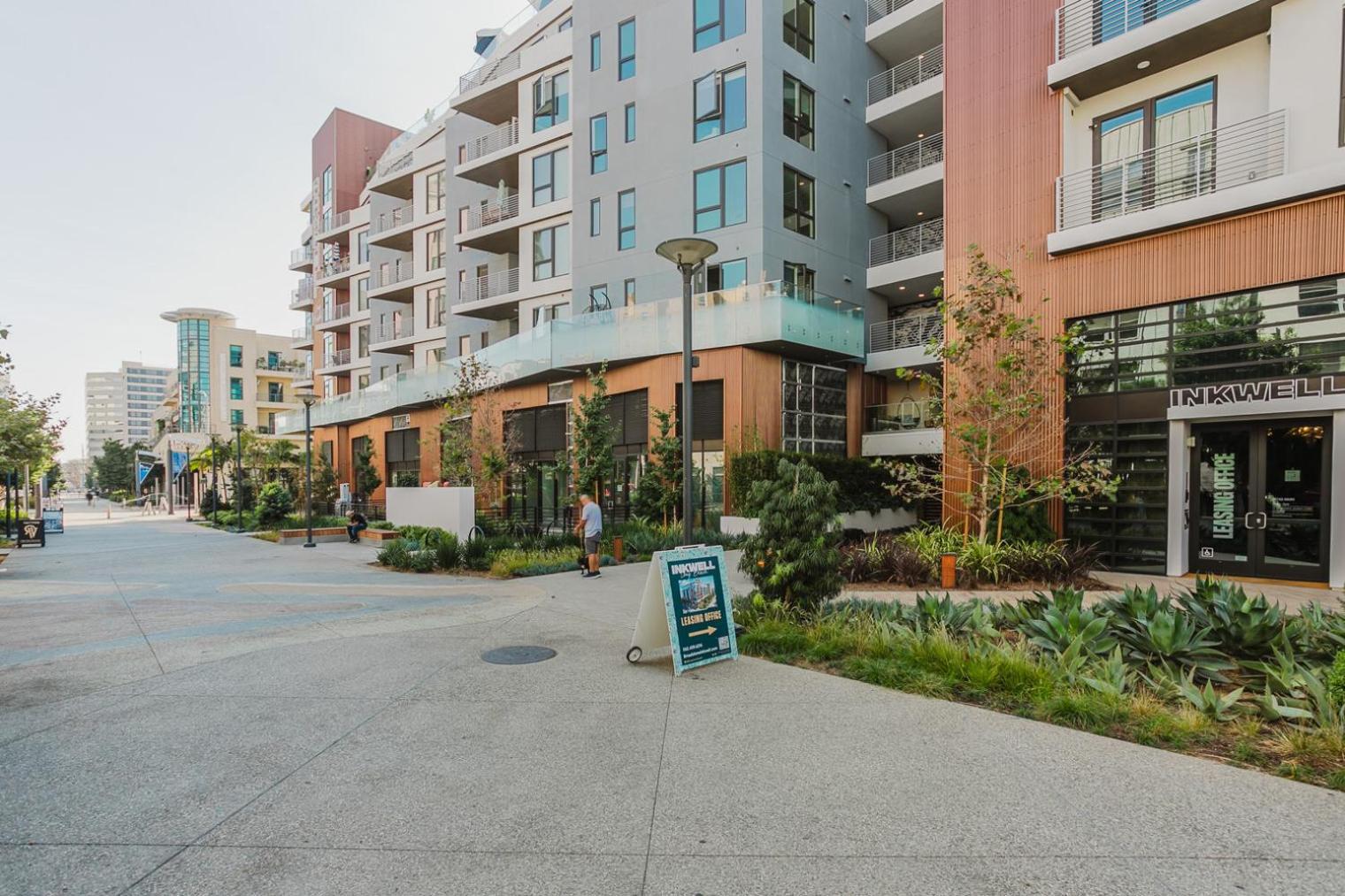 Blueground Long Pool Rooftop Ev Station Lax-1258 Apartment *
