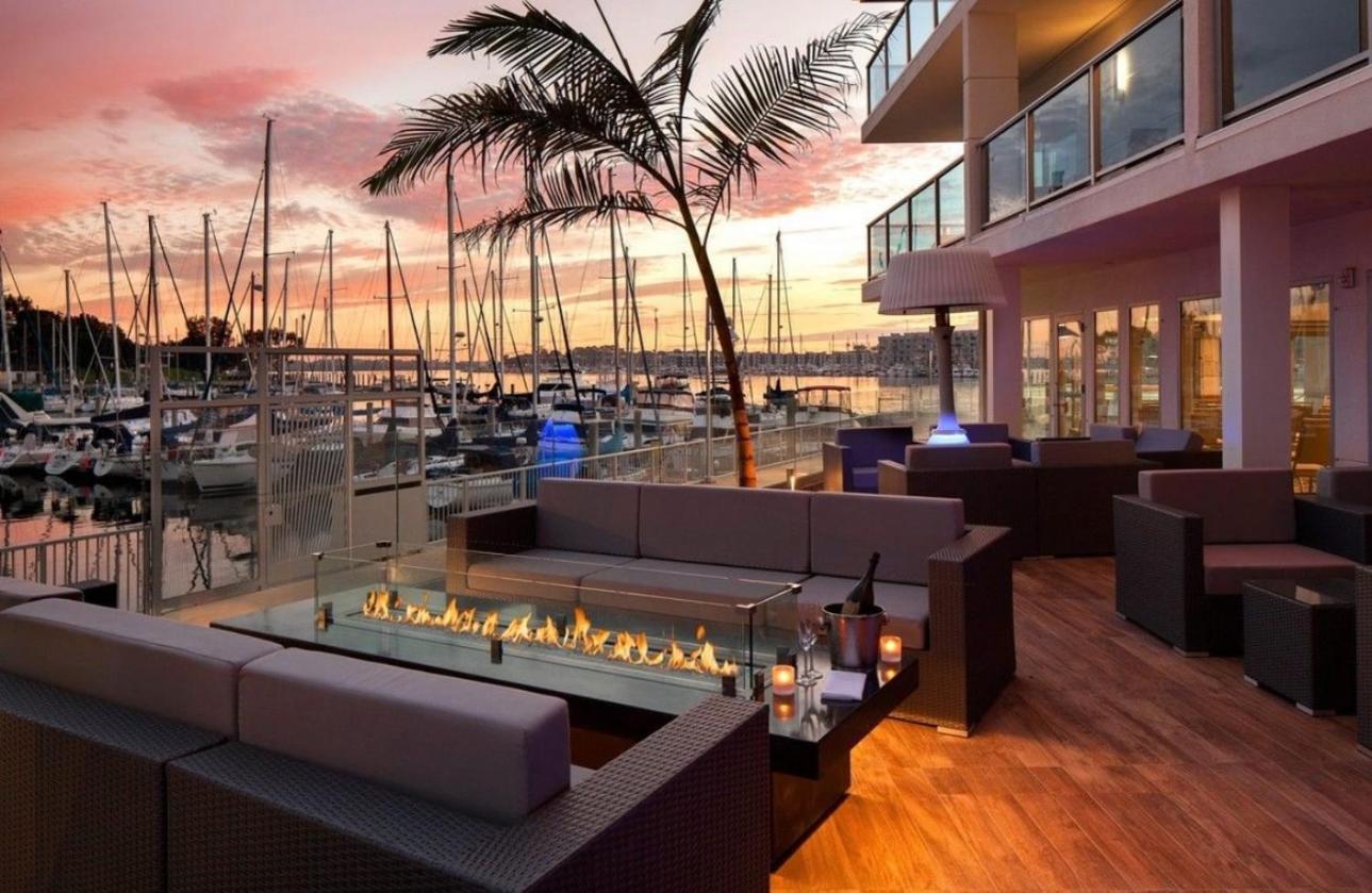 Marina * Los Angeles