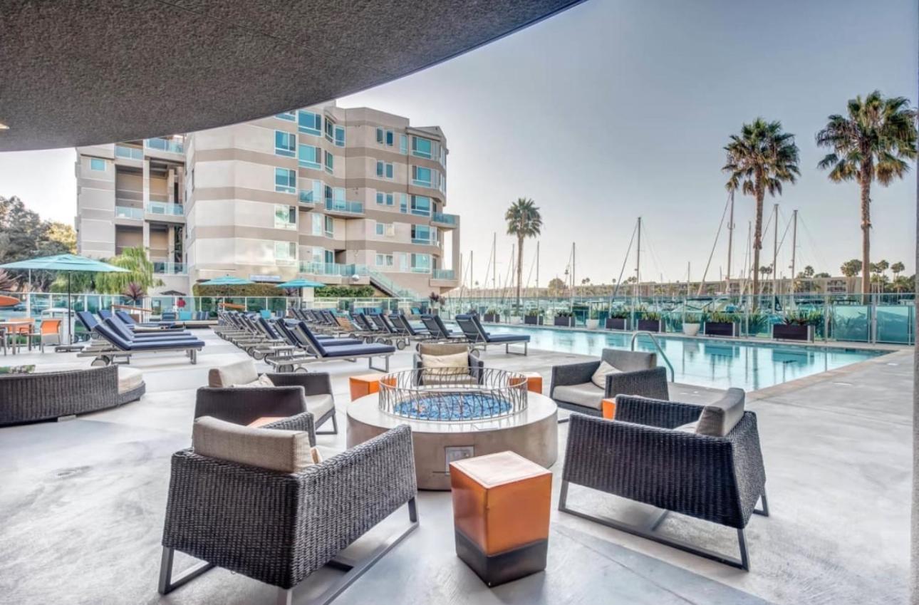 Marina * Los Angeles