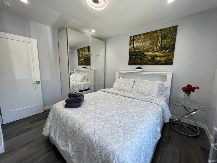 Holiday home Adorable 2br-2ba House With Ev & Free Parking And Family Friendly In Angeles