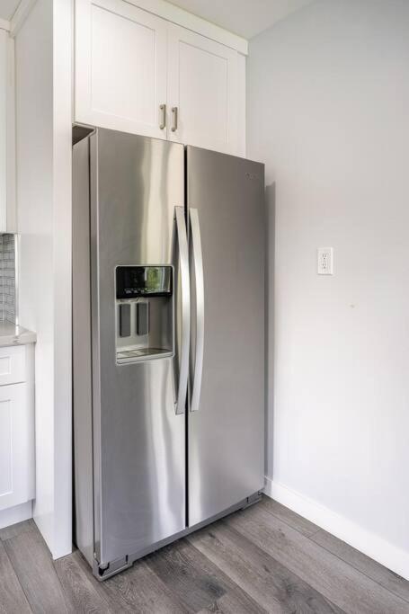 Adorable 2br-2ba House With Ev & Free Parking And Family Friendly In Angeles Holiday home *