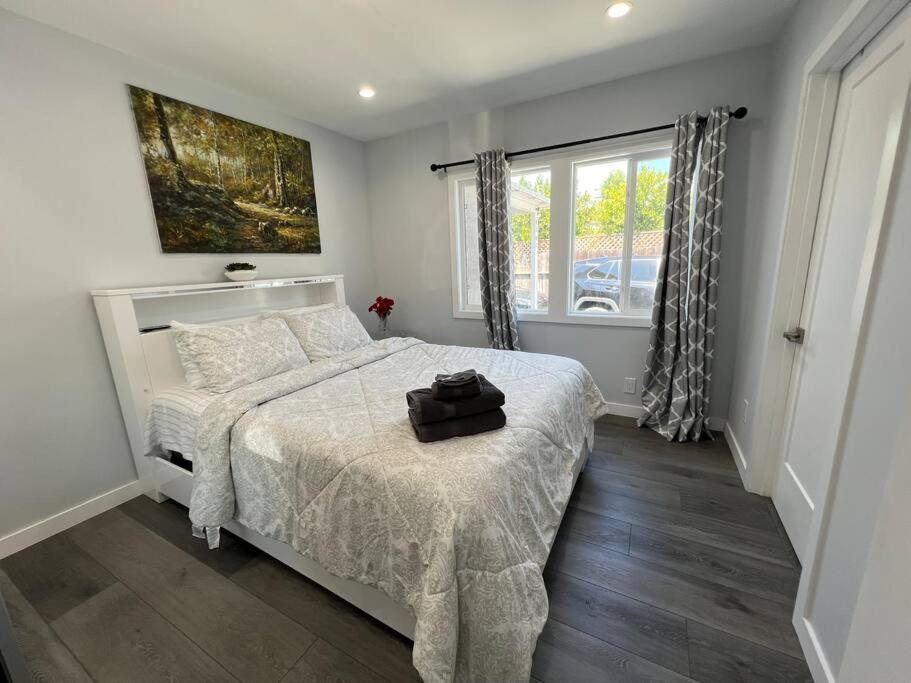 Adorable 2br-2ba House With Ev & Free Parking And Family Friendly In Angeles Holiday home